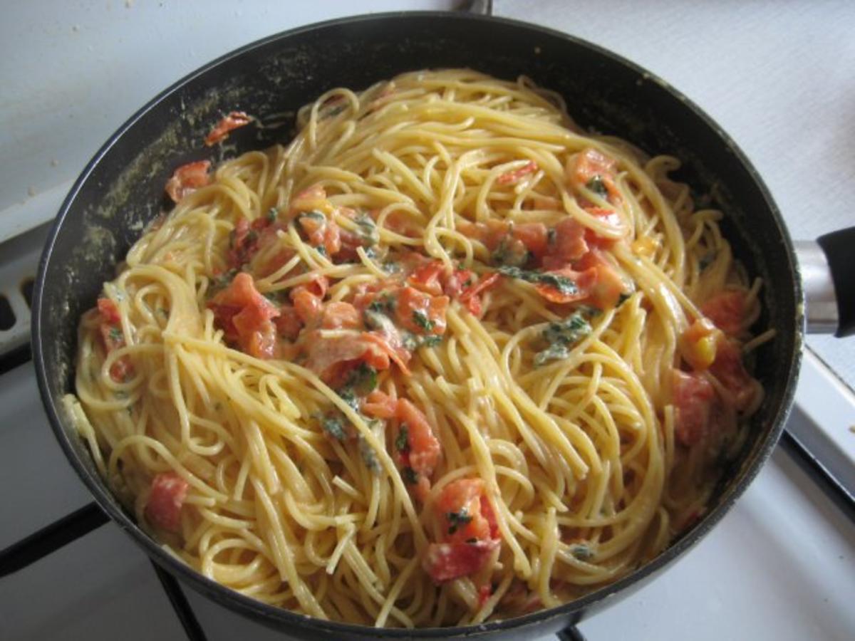 Spaghetti mit Tomaten - Rezept - Bild Nr. 10
