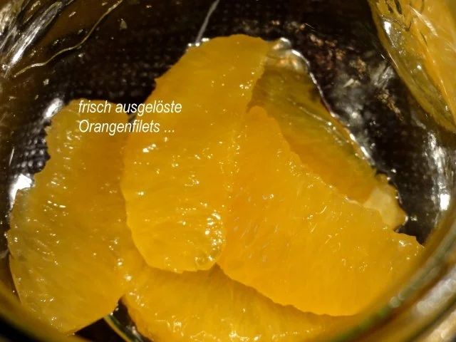 Rezept: Dessert: SCHOKOPUDDING mit Marzipan und Orangenfilets Bild Nr. 3 Dessert: SCHOKOPUDDING mit Marzipan und Orangenfilets - Rezept - Bild Nr. 3