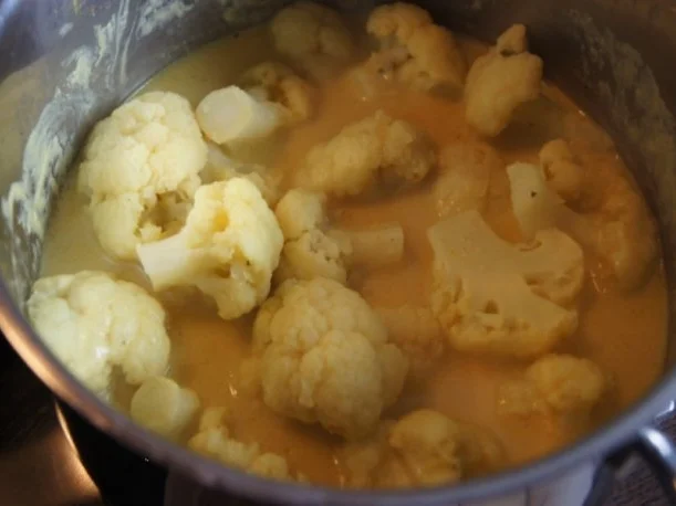 Wiener Schnitzel mit Curry-Blumenkohl und angebratenen Drillingen - Rezept - Bild Nr. 8