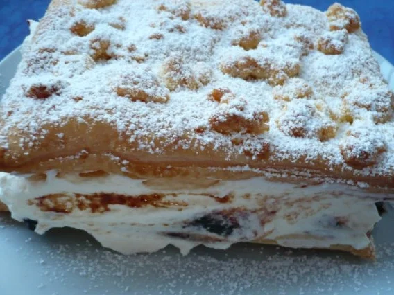 Rezept: Streusel - Blätterteigkuchen Bild Nr. 9 Streusel - Blätterteigkuchen - Rezept - Bild Nr. 9