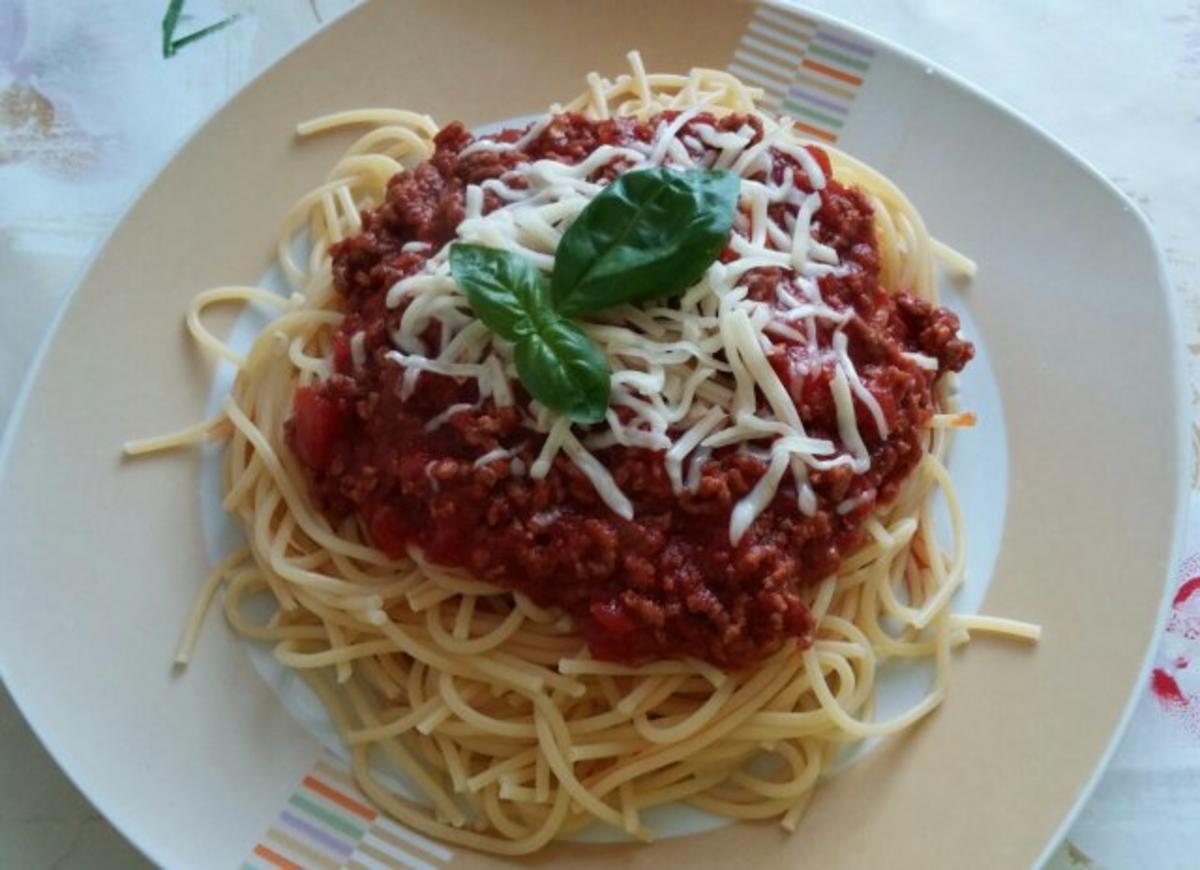 Spagetti Bolognese - Rezept mit Bild - kochbar.de