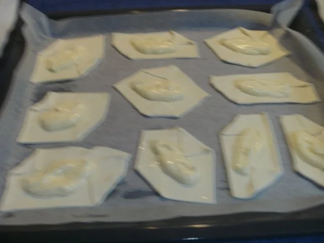 Obst-Blätterteig-Teilchen - Rezept - Bild Nr. 2