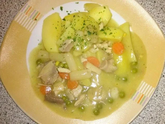 Rezept: Hühner Frikassee Hühner Frikassee - Rezept