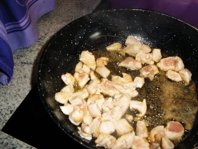 Aubergine mit Hähnchen- Nudelfüllung - Rezept - Bild Nr. 5