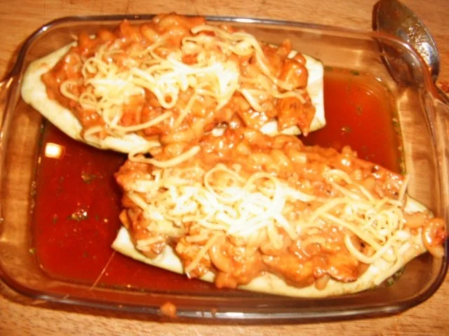 Aubergine mit Hähnchen- Nudelfüllung - Rezept - Bild Nr. 9