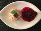 Gebackener Apfelknödel mit Preiselbeeren - Rezept
