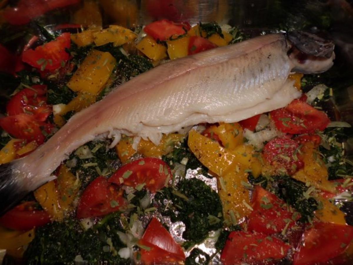 Fisch: Forelle auf Gemüse-Obst-Bett - Rezept - Bild Nr. 3