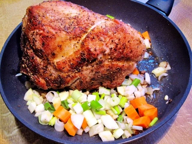 Schulterbraten vom Schwein in deftiger Biersoße - Rezept - Bild Nr. 4