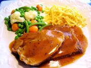 Schulterbraten vom Schwein in deftiger Biersoße - Rezept