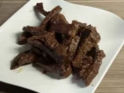 Steakstreifen in roter Kokoscurrysauce - Rezept