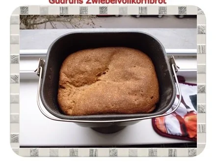Brot: Zwiebelvollkornbrot - Rezept - Bild Nr. 12