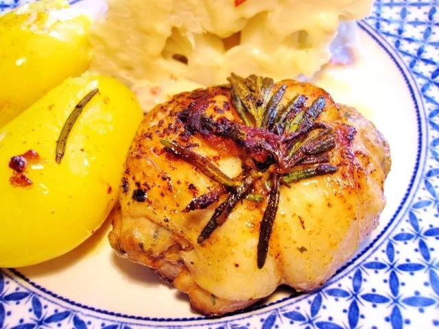 Rezept: Mediterrane Päckchen von Hähnchenschenkeln Bild Nr. 6 Mediterrane Päckchen von Hähnchenschenkeln - Rezept - Bild Nr. 6