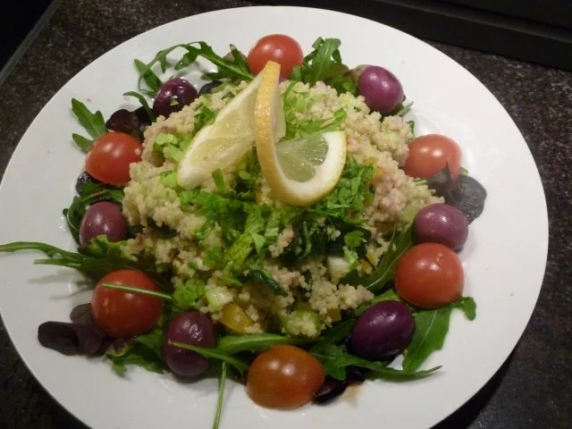 Rezept: Couscous - Avocado Salat mit Anhang.... Couscous - Avocado Salat mit Anhang.... - Rezept