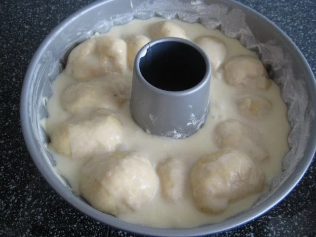 Dampfnudel-Gugelhopf - Rezept - Bild Nr. 15