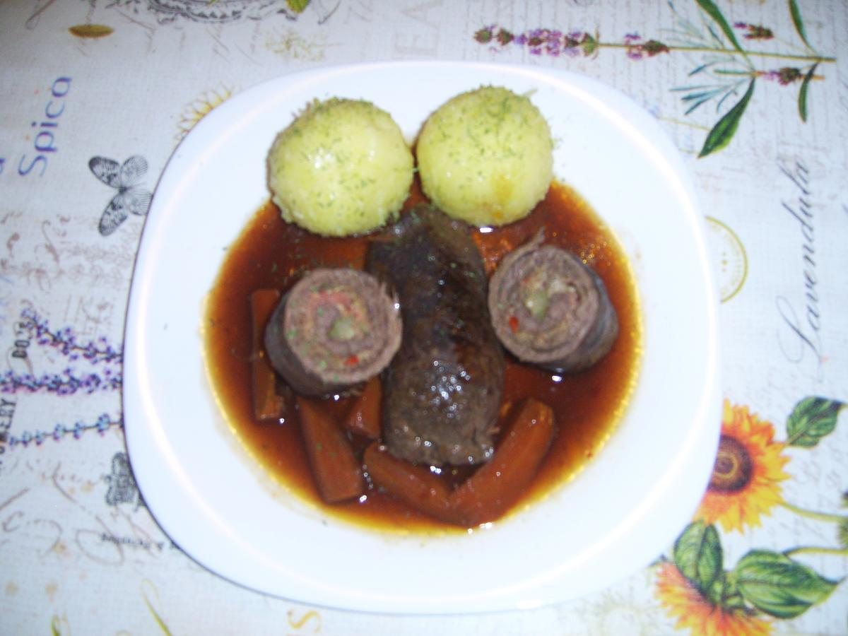 Rezept: Rinderrouladen Bild Nr. 6 Rinderrouladen - Rezept - Bild Nr. 6
