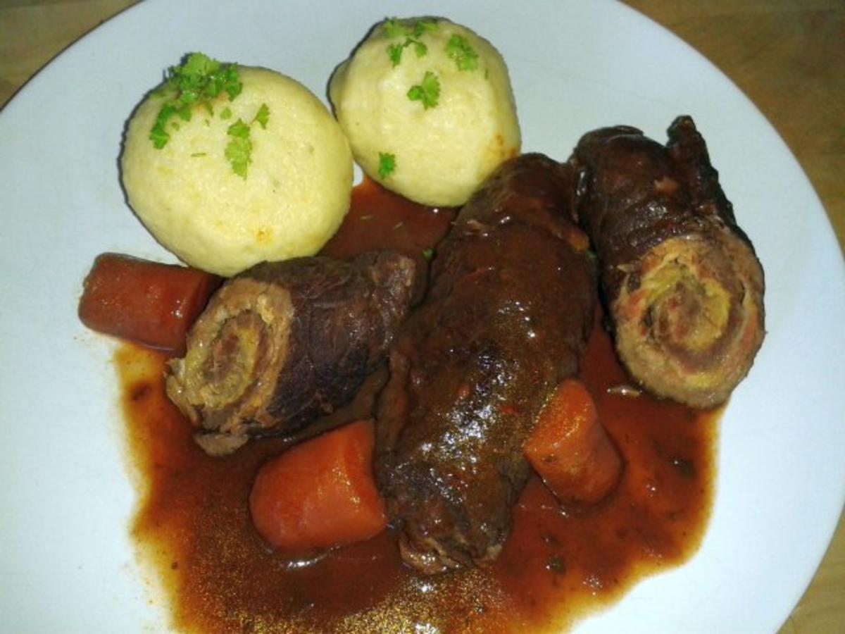 Rinderrouladen Mit Rinderroulade Und Zwiebeln Rezept Mit Bild Kochbarde 