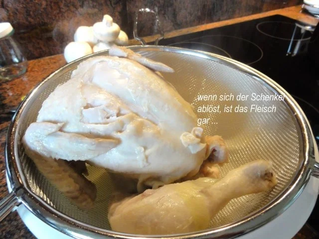 Geflügel:   HÄHNCHEN - FRIKASSEE  nach meiner Art - Rezept - Bild Nr. 4