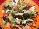 Rezept: Rübchen-Gurkensalat mit Lachs Rübchen-Gurkensalat mit Lachs - Rezept