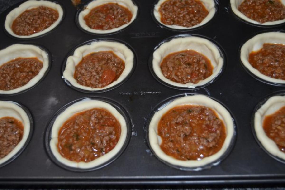 Australian Meat Pie in Muffin Form - Rezept - Bild Nr. 5