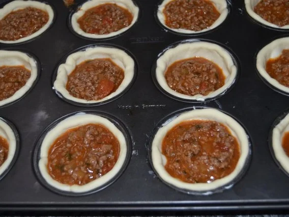 Australian Meat Pie in Muffin Form - Rezept - Bild Nr. 5