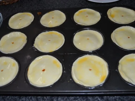 Australian Meat Pie in Muffin Form - Rezept - Bild Nr. 6