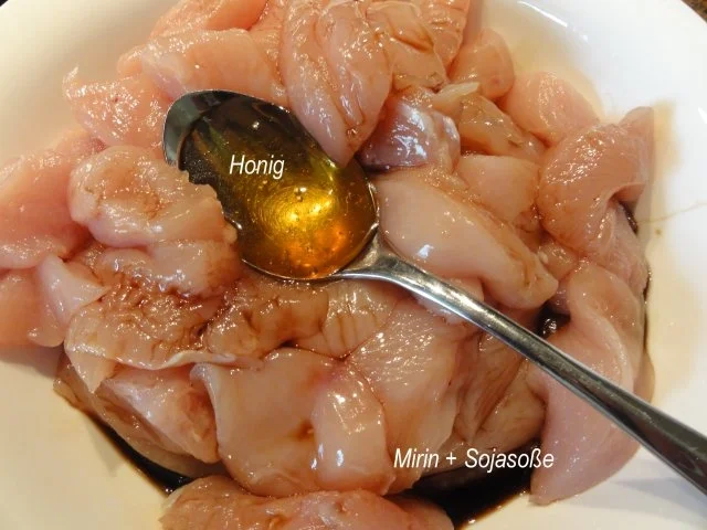 Rezept: Geflügel: CHICKEN - NUGGETS Bild Nr. 3 Geflügel: CHICKEN - NUGGETS - Rezept - Bild Nr. 3