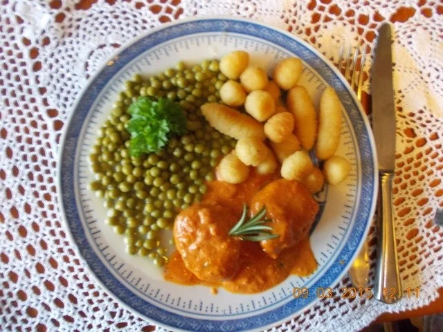 Schweinefilet in Tomatensoße - Rezept