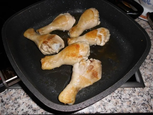 Hähnchenkeulen auf Paprikagemüse mit Safran-Risotto>> - Rezept - Bild Nr. 6