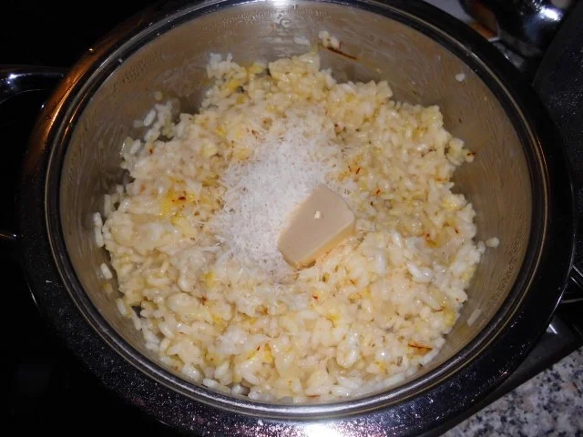 Hähnchenkeulen auf Paprikagemüse mit Safran-Risotto>> - Rezept - Bild Nr. 10