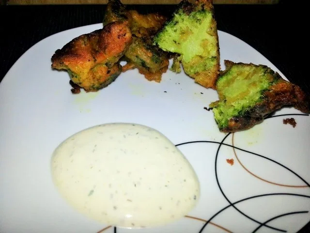 Rezept: Ausgebackener Brokkoli in Gewürzteig mit Limettendip Bild Nr. 2 Ausgebackener Brokkoli in Gewürzteig mit Limettendip - Rezept - Bild Nr. 2