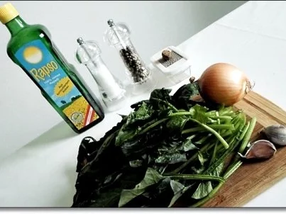 Rezept: Gebratene Forelle mit Kräutern gefüllt auf Spinat-Feta-Bett Bild Nr. 7 Gebratene Forelle mit Kräutern gefüllt auf Spinat-Feta-Bett - Rezept - Bild Nr. 7