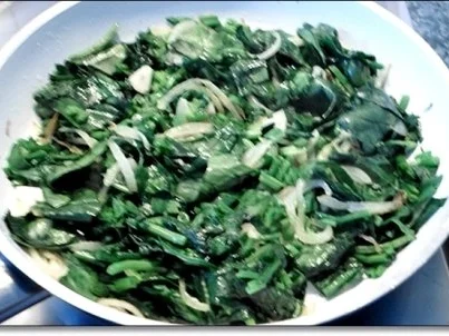 Rezept: Gebratene Forelle mit Kräutern gefüllt auf Spinat-Feta-Bett Bild Nr. 11 Gebratene Forelle mit Kräutern gefüllt auf Spinat-Feta-Bett - Rezept - Bild Nr. 11