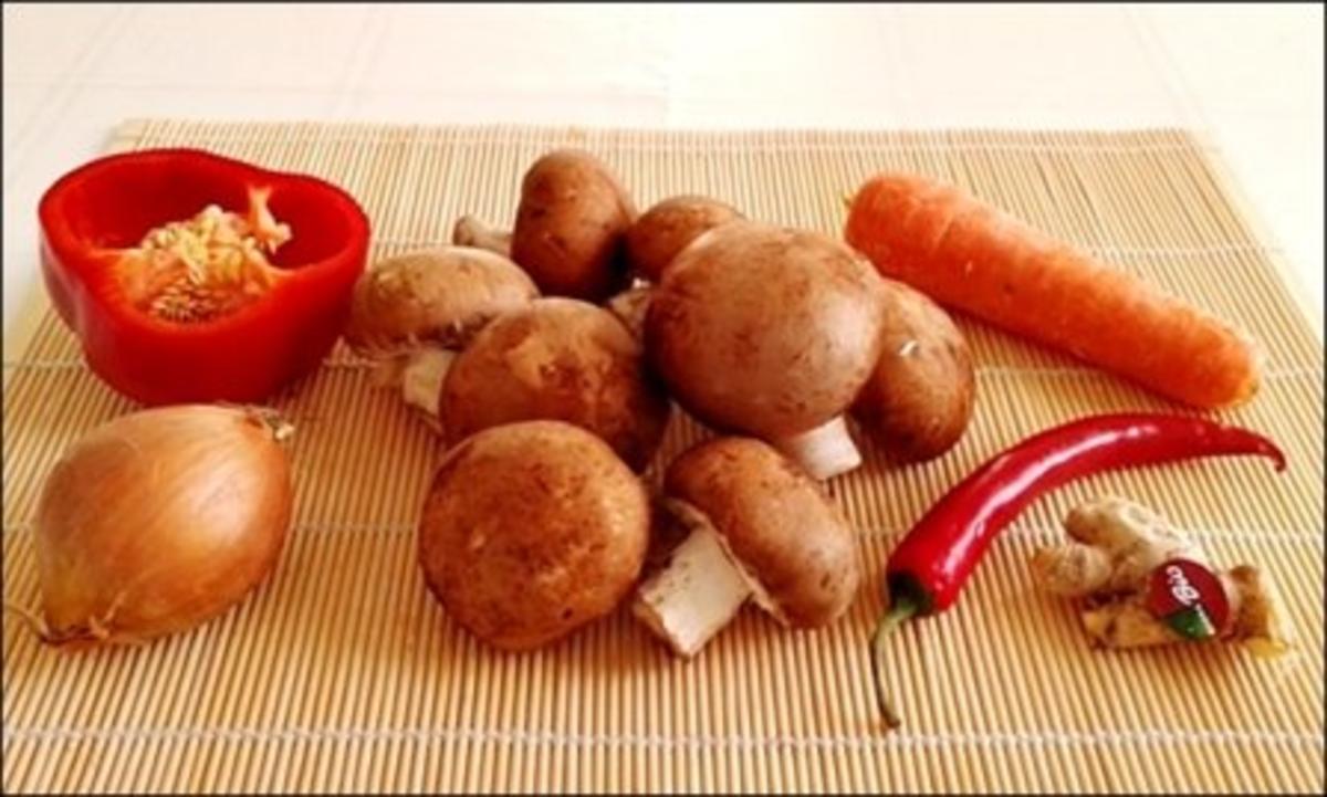 Pikante Champignons-Gemüse-Pfanne mit  Kartoffelbällchen - Rezept - Bild Nr. 4