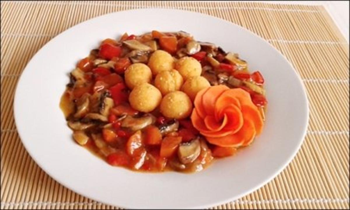 Pikante Champignons-Gemüse-Pfanne mit  Kartoffelbällchen - Rezept - Bild Nr. 25