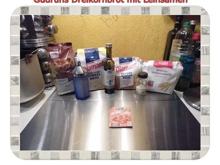 Rezept: Brot: Dreikorn-Leinsamenbrot Bild Nr. 2 Brot: Dreikorn-Leinsamenbrot - Rezept - Bild Nr. 2