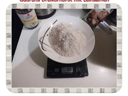 Rezept: Brot: Dreikorn-Leinsamenbrot Bild Nr. 6 Brot: Dreikorn-Leinsamenbrot - Rezept - Bild Nr. 6