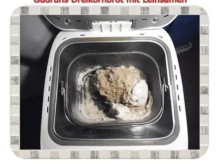 Rezept: Brot: Dreikorn-Leinsamenbrot Bild Nr. 10 Brot: Dreikorn-Leinsamenbrot - Rezept - Bild Nr. 10