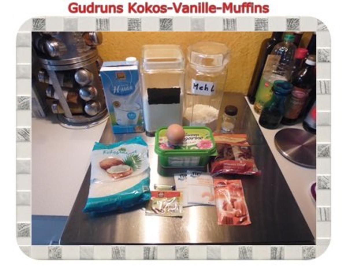 Muffins: Kokos-Vanille-Muffins gefüllt mit Sultaninen - Rezept - Bild Nr. 2