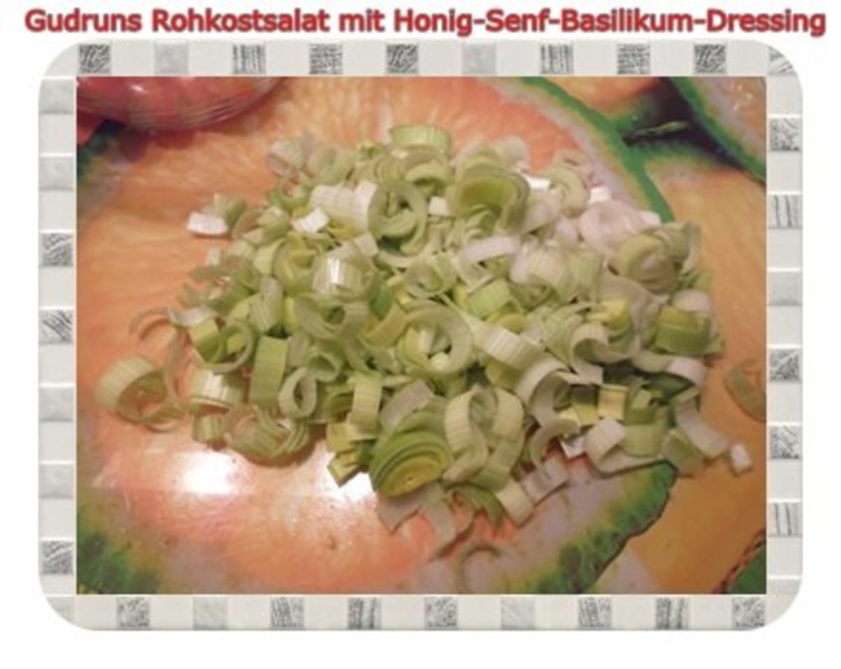 Salat: Rohkostsalat mit Honig-Senf-Basilikum-Dressing - Rezept - Bild Nr. 4