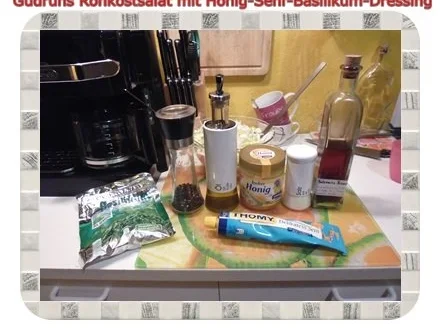 Salat: Rohkostsalat mit Honig-Senf-Basilikum-Dressing - Rezept - Bild Nr. 10