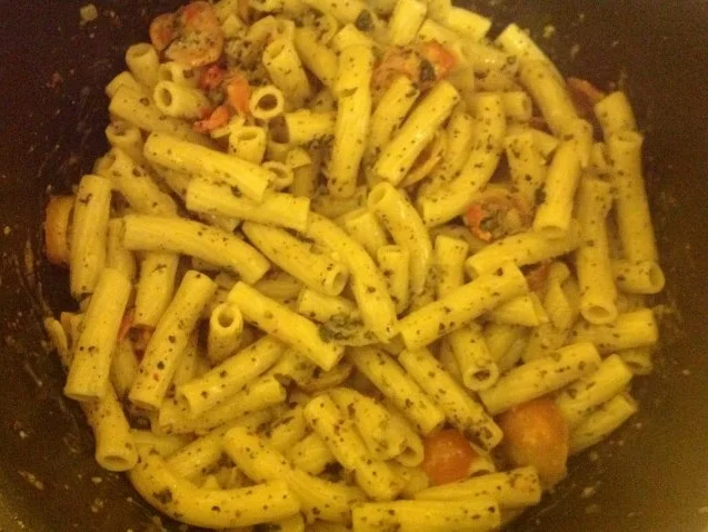 Pasta mit Pistazien-Sahnesoße - Rezept - Bild Nr. 7