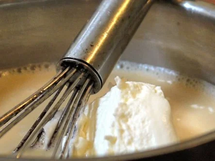 Orangenblütenquark mit marinierten Heidelbeeren - Rezept - Bild Nr. 5