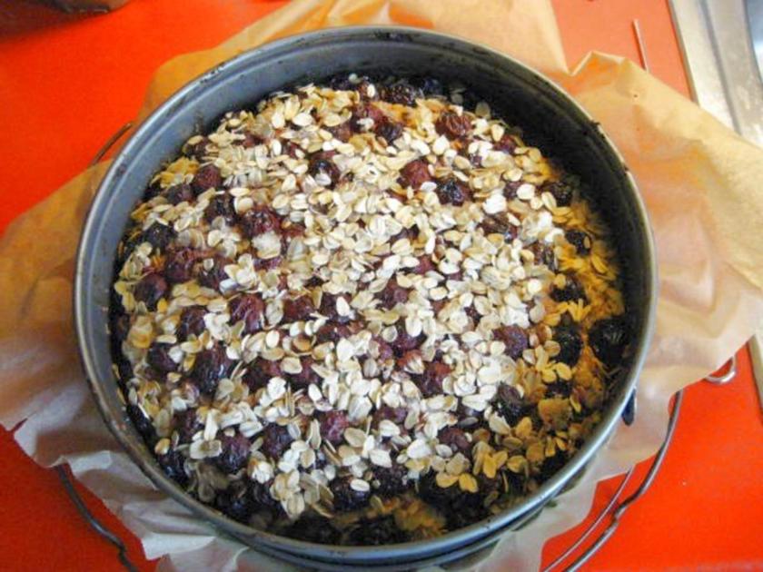 Kirsch - Haferflocken - Kuchen - Rezept - kochbar.de