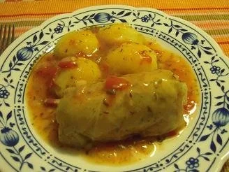 Kohlrouladen aus Spitzkohl mit geschmorten Tomaten und Kartoffelpürree - Rezept - Bild Nr. 2