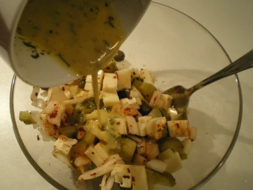 Rezept: Käsesalat mit Essiggurken und Kapern garantiert ohne Majo Bild Nr. 10 Käsesalat mit Essiggurken und Kapern garantiert ohne Majo - Rezept - Bild Nr. 10