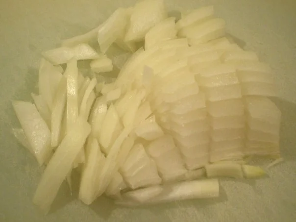 Rezept: Käsesalat mit Essiggurken und Kapern garantiert ohne Majo Bild Nr. 5 Käsesalat mit Essiggurken und Kapern garantiert ohne Majo - Rezept - Bild Nr. 5