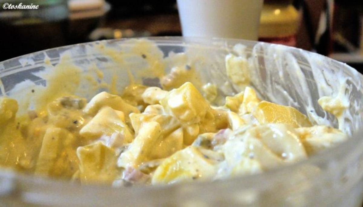Joghurt-Kartoffelsalat mit Wiener Schnitzel - Rezept - Bild Nr. 8