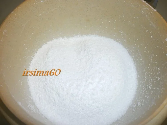 Rezept: Blütenpaste nach Nicholas Lodge Bild Nr. 4 Blütenpaste nach Nicholas Lodge - Rezept - Bild Nr. 4