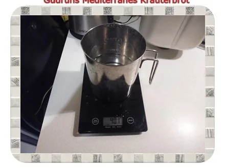 Rezept: Brot: Mediterranes Kräuterbrot Bild Nr. 3 Brot: Mediterranes Kräuterbrot - Rezept - Bild Nr. 3