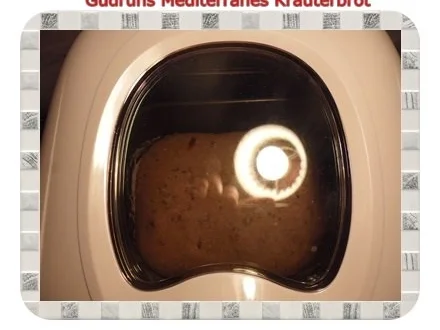 Rezept: Brot: Mediterranes Kräuterbrot Bild Nr. 14 Brot: Mediterranes Kräuterbrot - Rezept - Bild Nr. 14